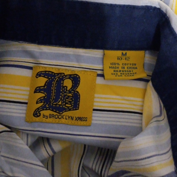 Button down shirt - Picture 3 of 3